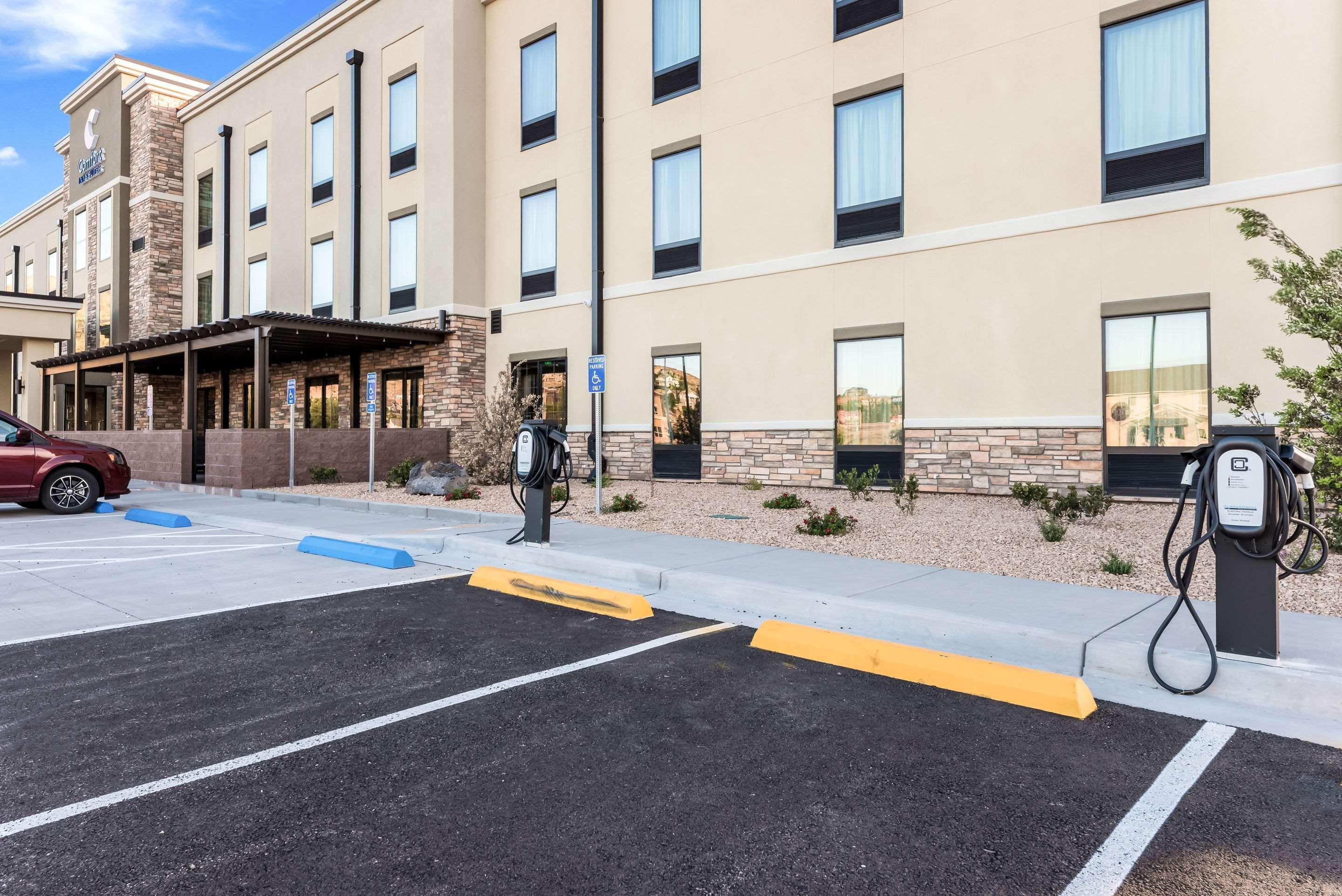 Comfort Inn & Suites Zion Park Area Hurricane Exterior photo